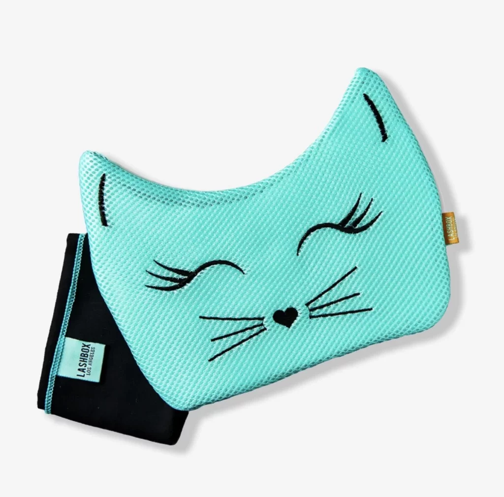Cat Bag with Wash Cloths | Flutter and Wink in Vancouver, Washington